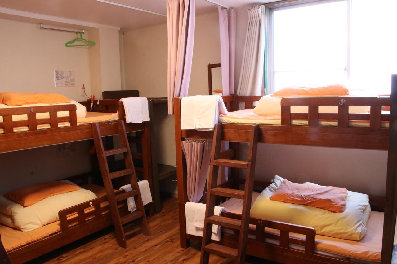 J-Hoppers Osaka Guesthouse Exterior photo